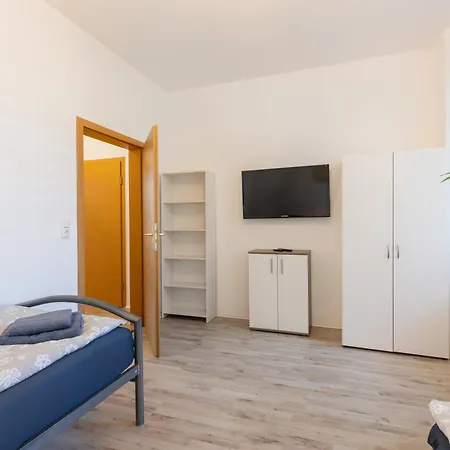 Flex Aparts - Möblierte 2-raum Zentrumsnah In