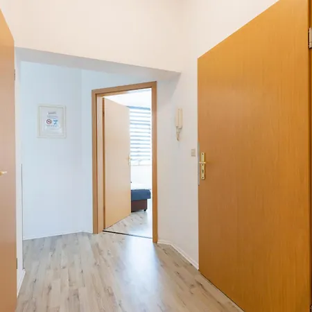 Flex Aparts - Möblierte 2-raum Zentrumsnah In *